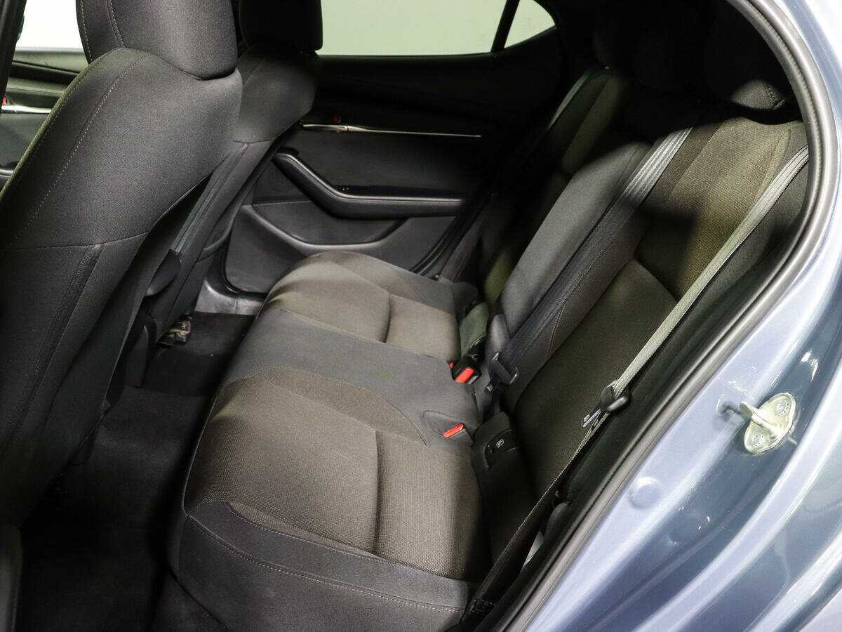 Б/У Мазда 3 2019 года. Фото: #9