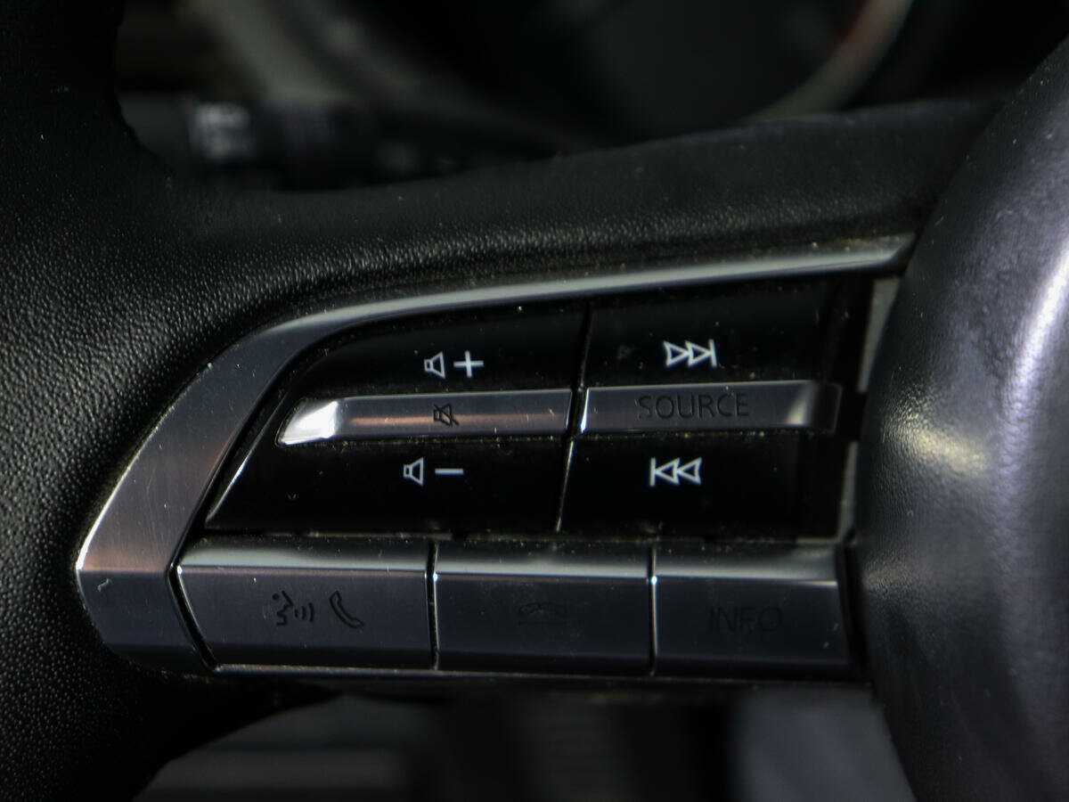 Б/У Мазда 3 2019 года. Фото: #20