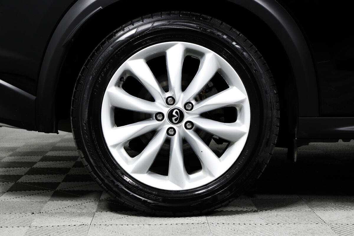 Б/У Инфинити К-Икс50 2018 года. Фото: #13