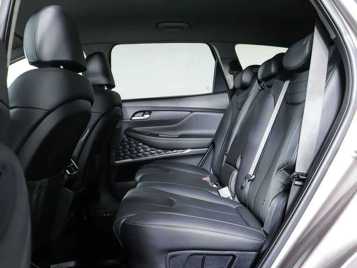 Б/У Хендай Санта Фе 2019 года. Фото: #13