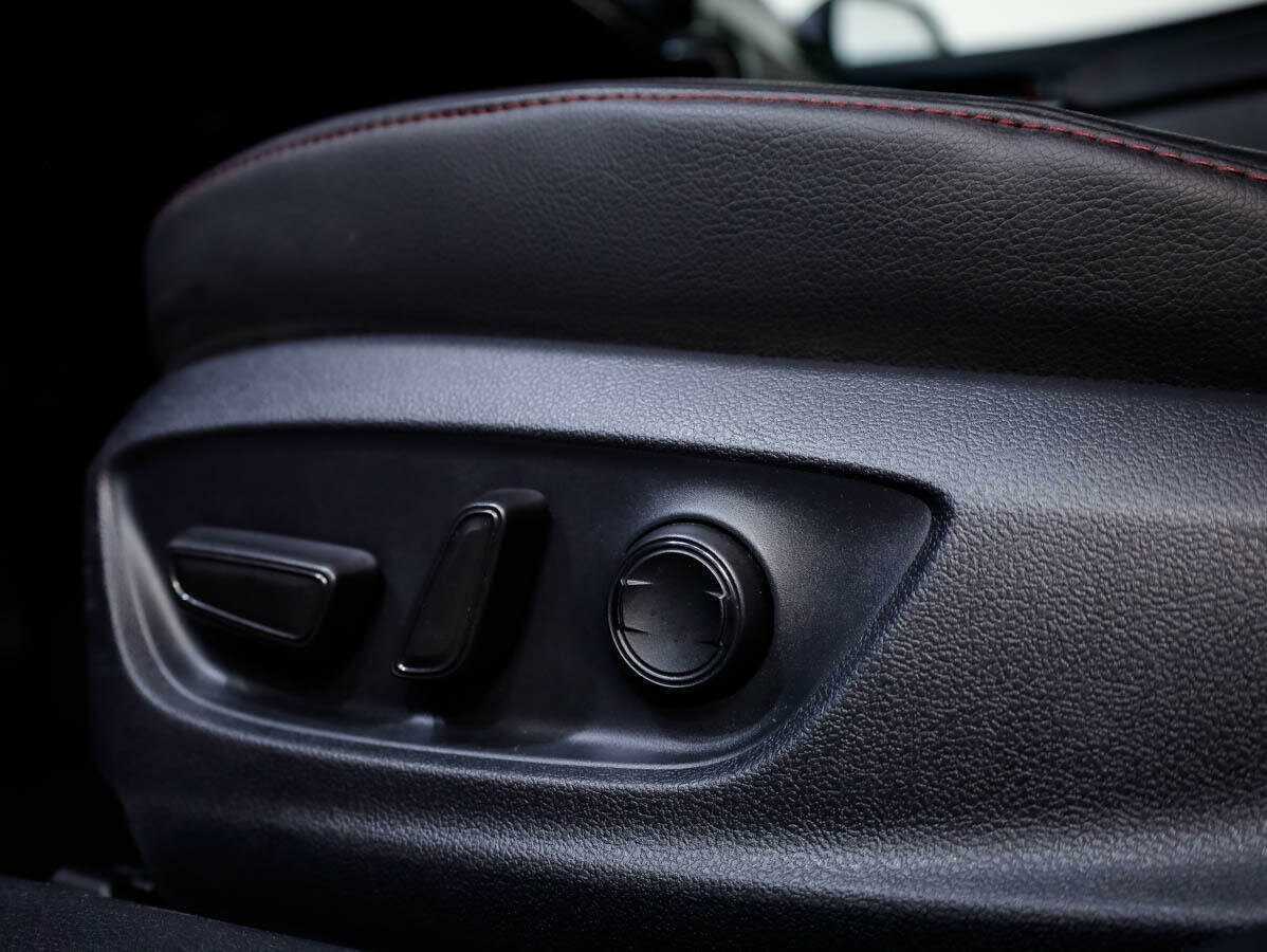 Б/У Тойота Камри 2021 года. Фото: #15