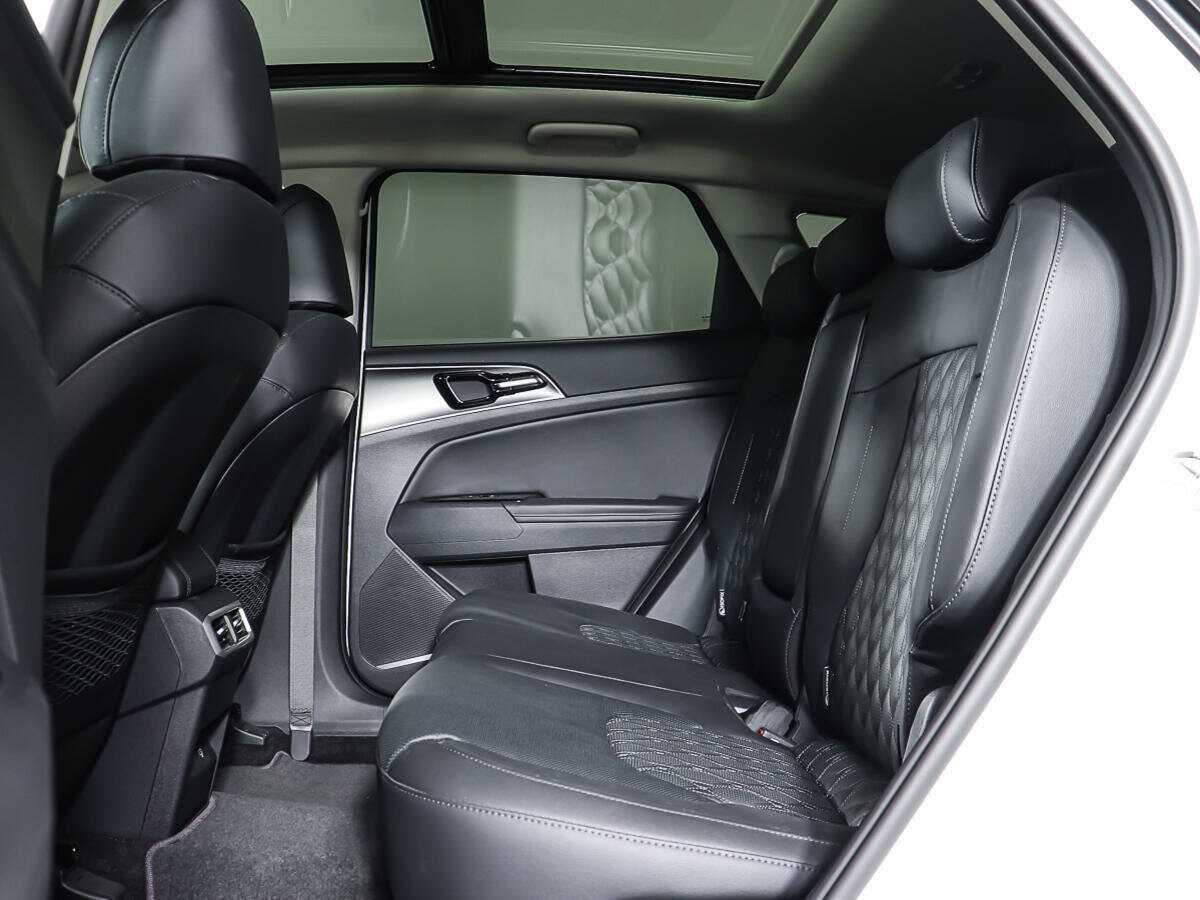 Б/У Киа Спортейдж 2023 года. Фото: #11