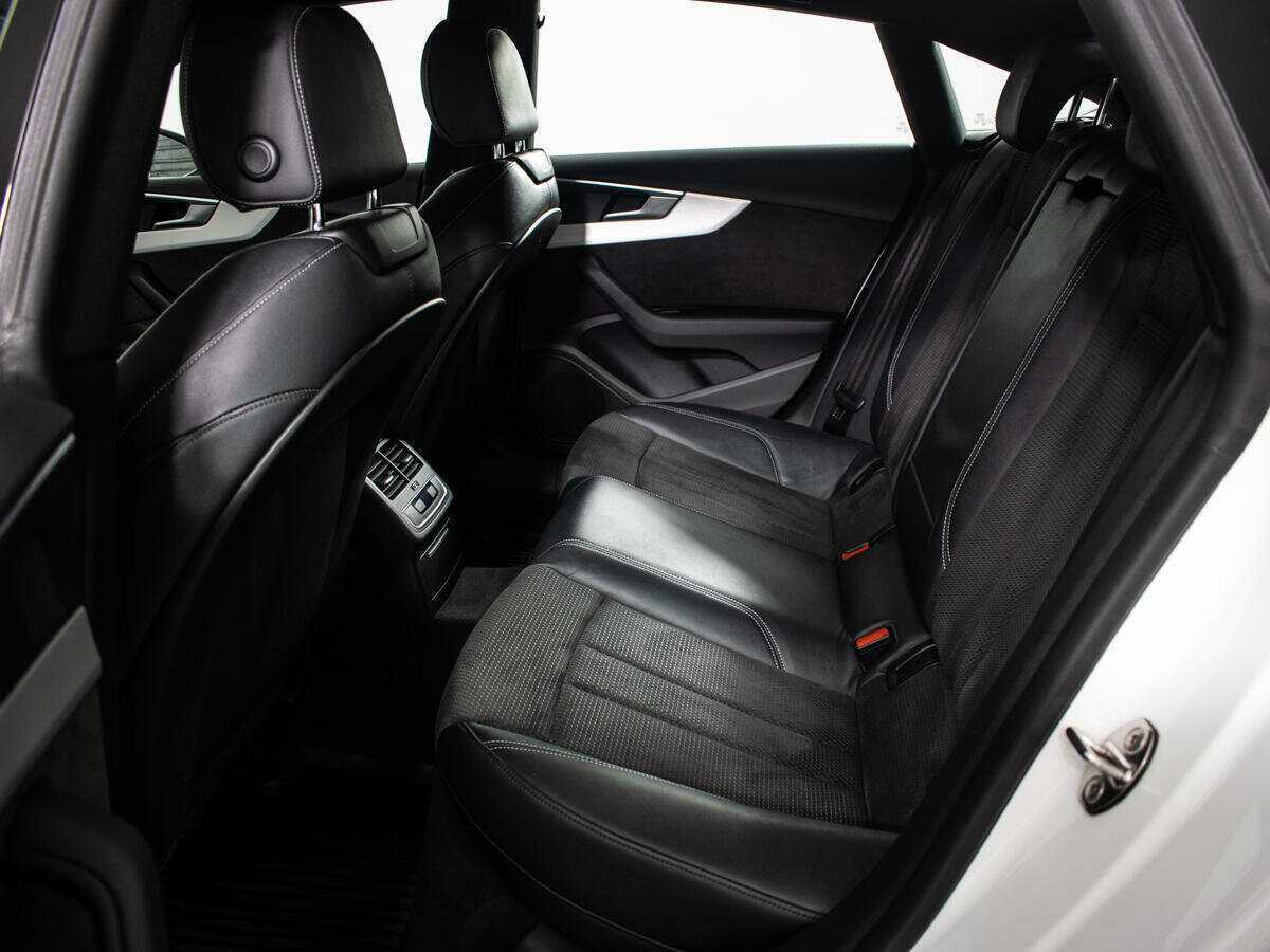 Б/У Ауди А5 2017 года. Фото: #5