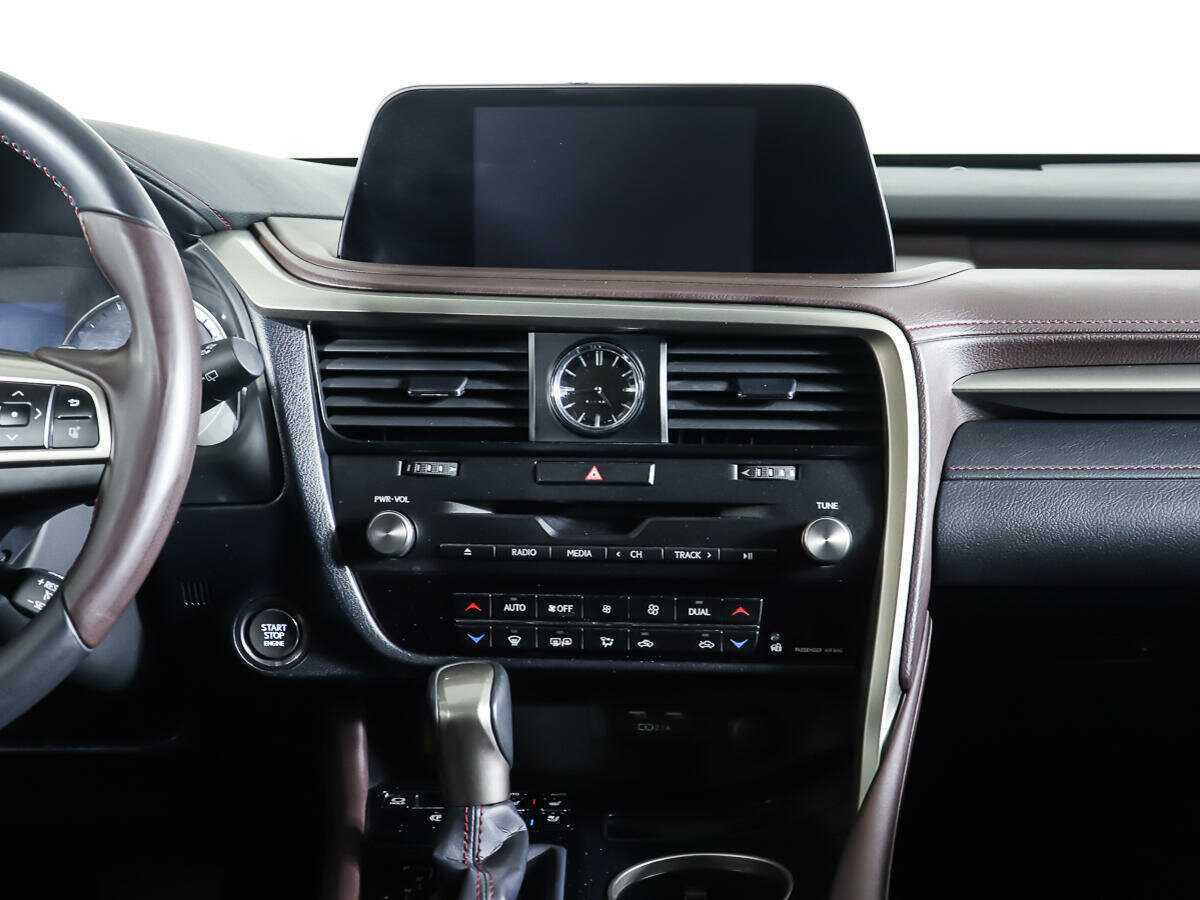 Б/У Лексус Р-Икс 2021 года. Фото: #11