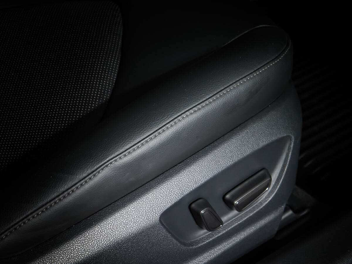 Б/У Тойота Камри 2021 года. Фото: #16