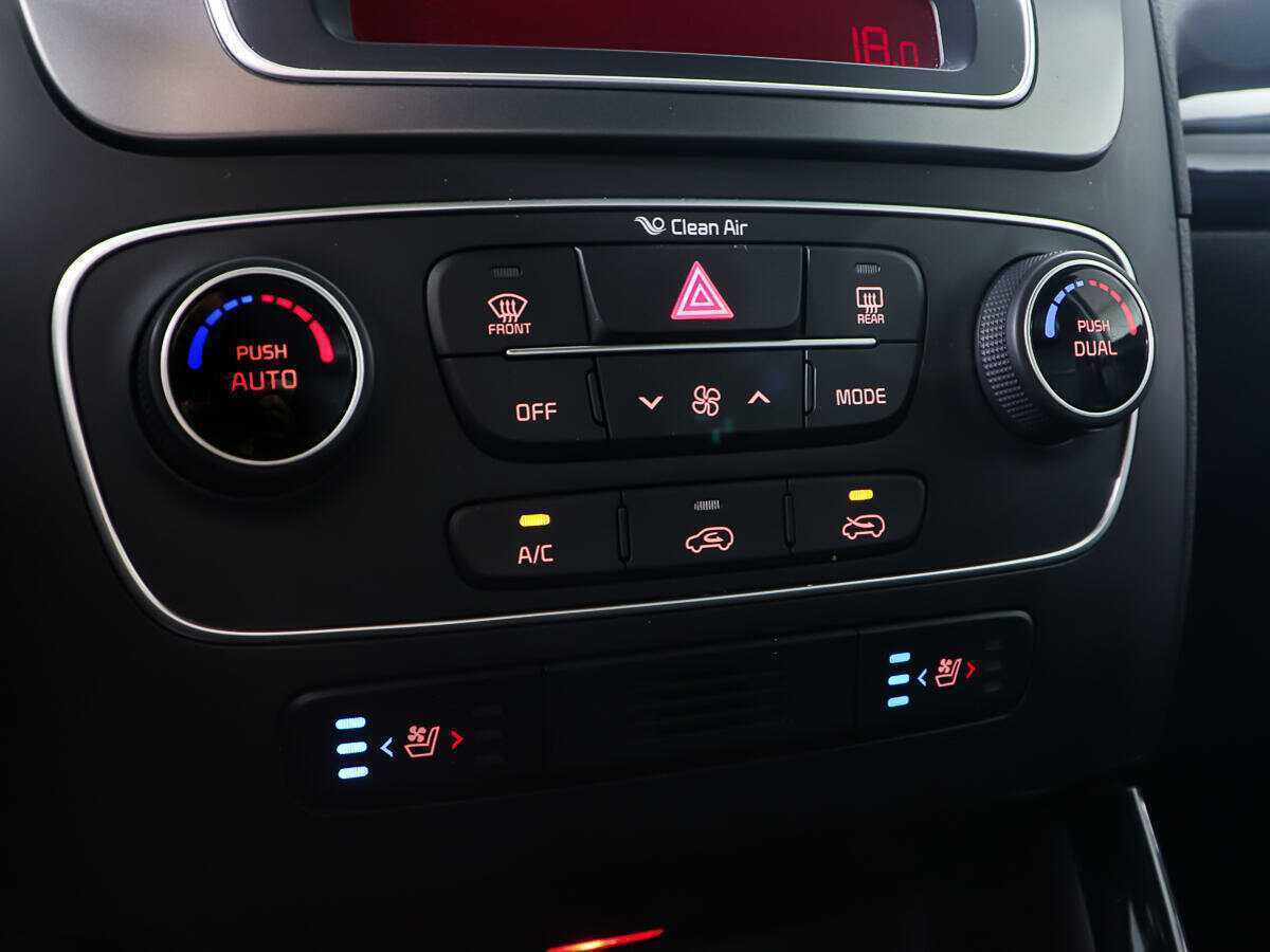 Б/У Киа Соренто 2019 года. Фото: #16