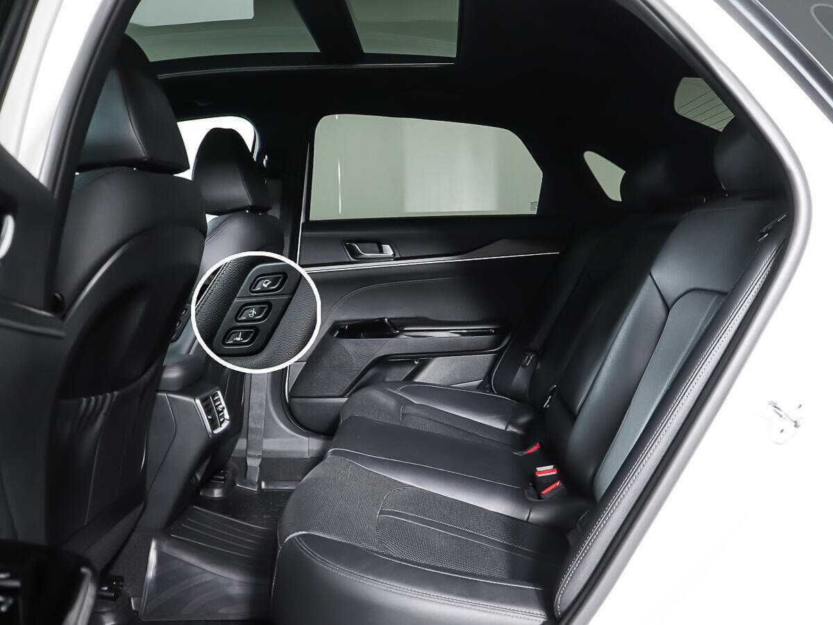 Б/У Киа К5 2020 года. Фото: #9