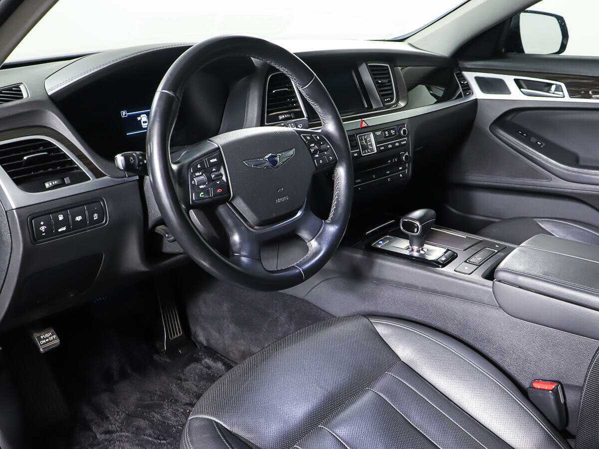 Б/У Генезис Г80 2017 года. Фото: #11