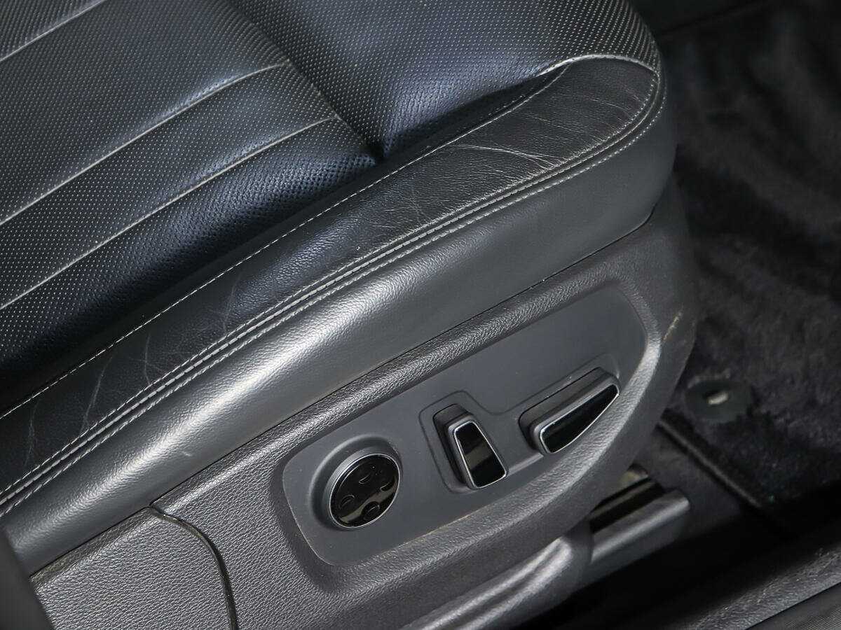 Б/У Генезис Г80 2017 года. Фото: #13