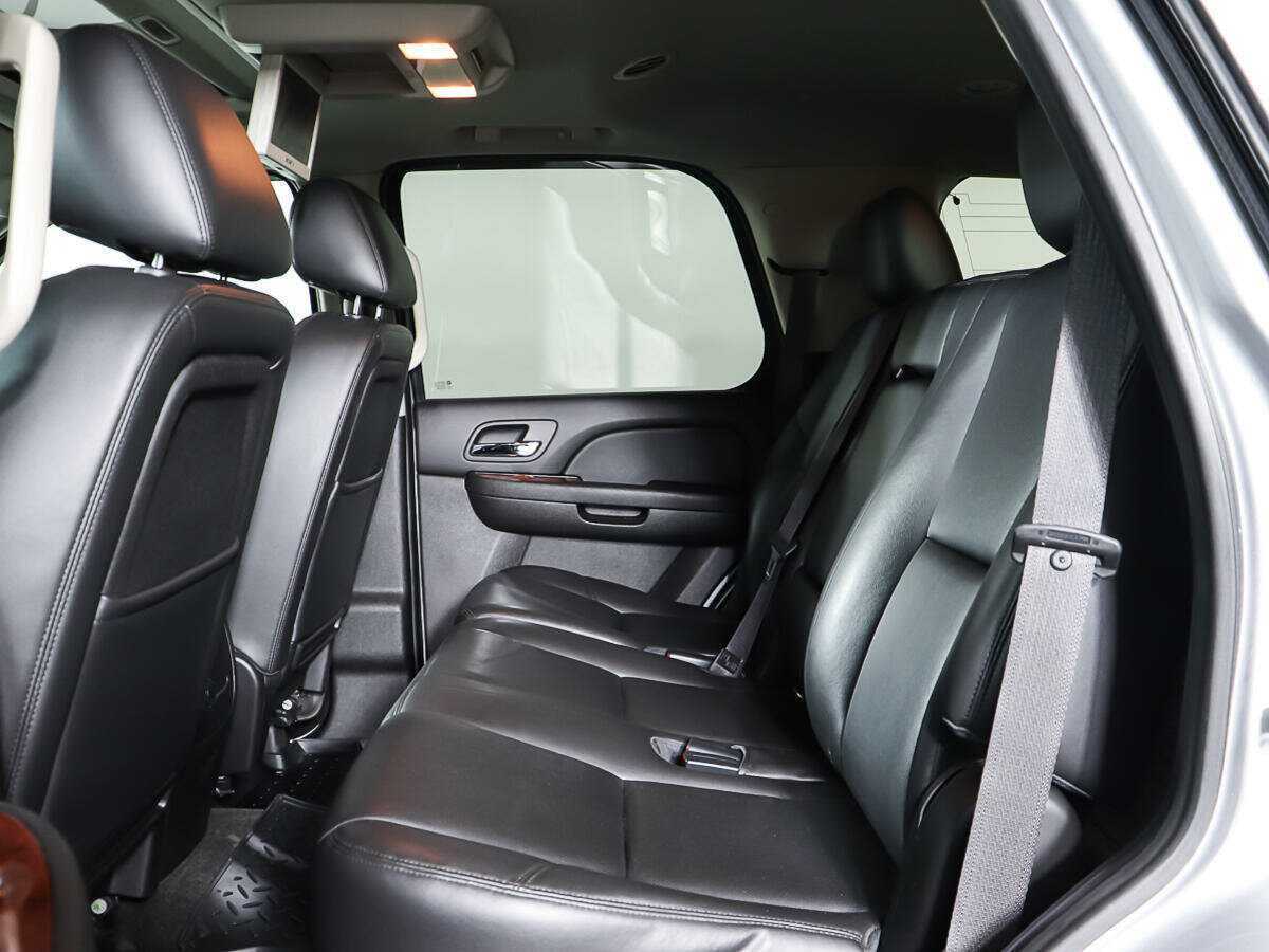 Б/У Шевроле Тахо 2012 года. Фото: #9