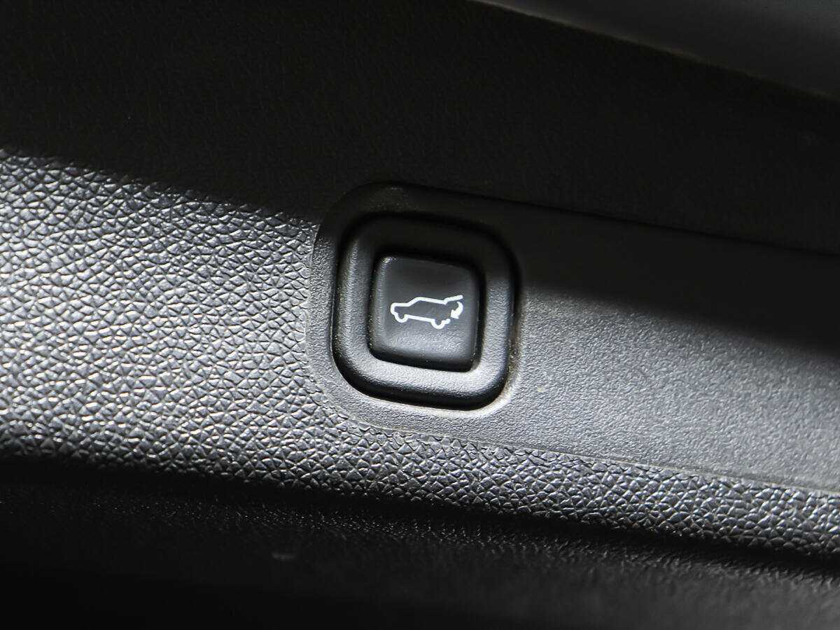 Б/У Шевроле Тахо 2012 года. Фото: #18