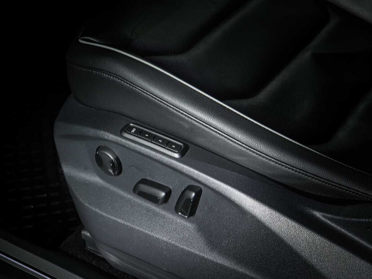 Б/У Фольксваген Тигуан 2017 года. Фото: #16