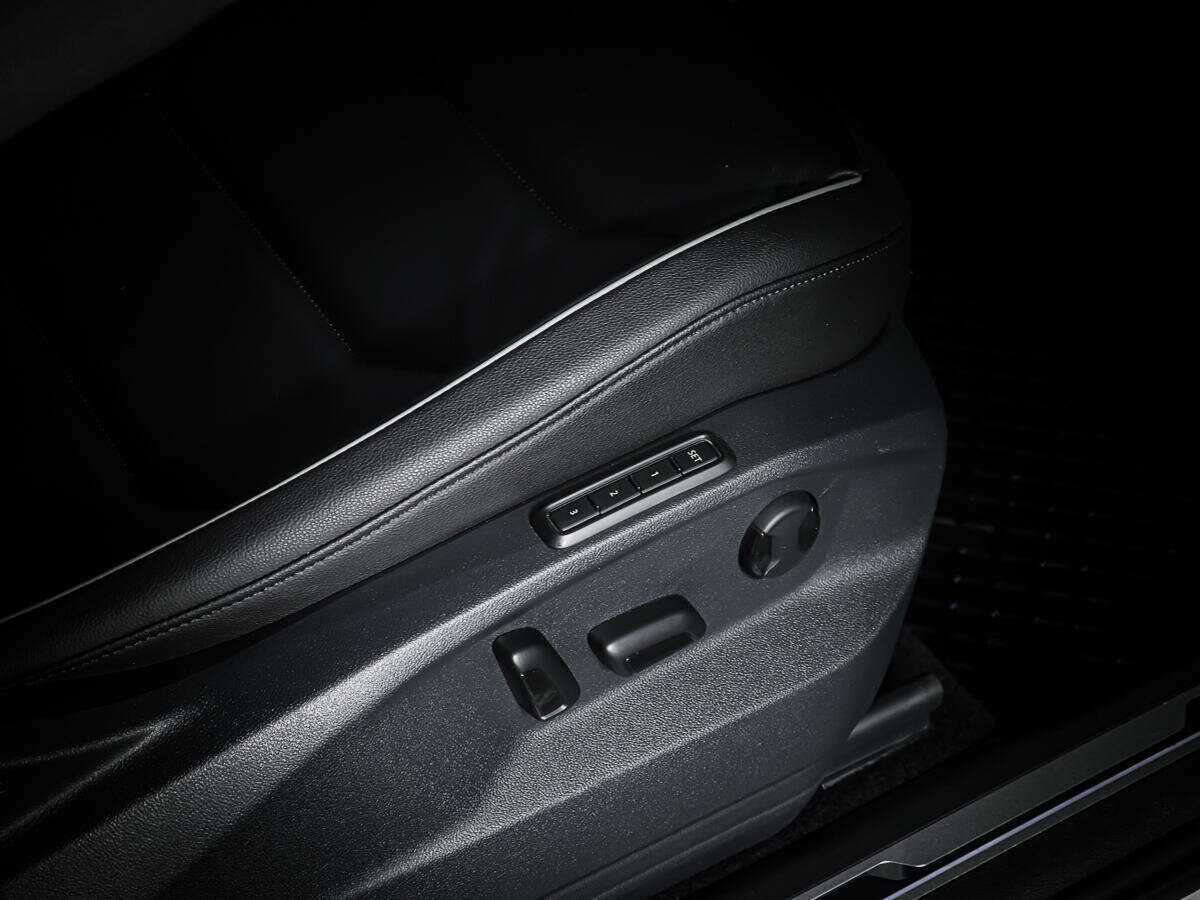 Б/У Фольксваген Тигуан 2017 года. Фото: #21