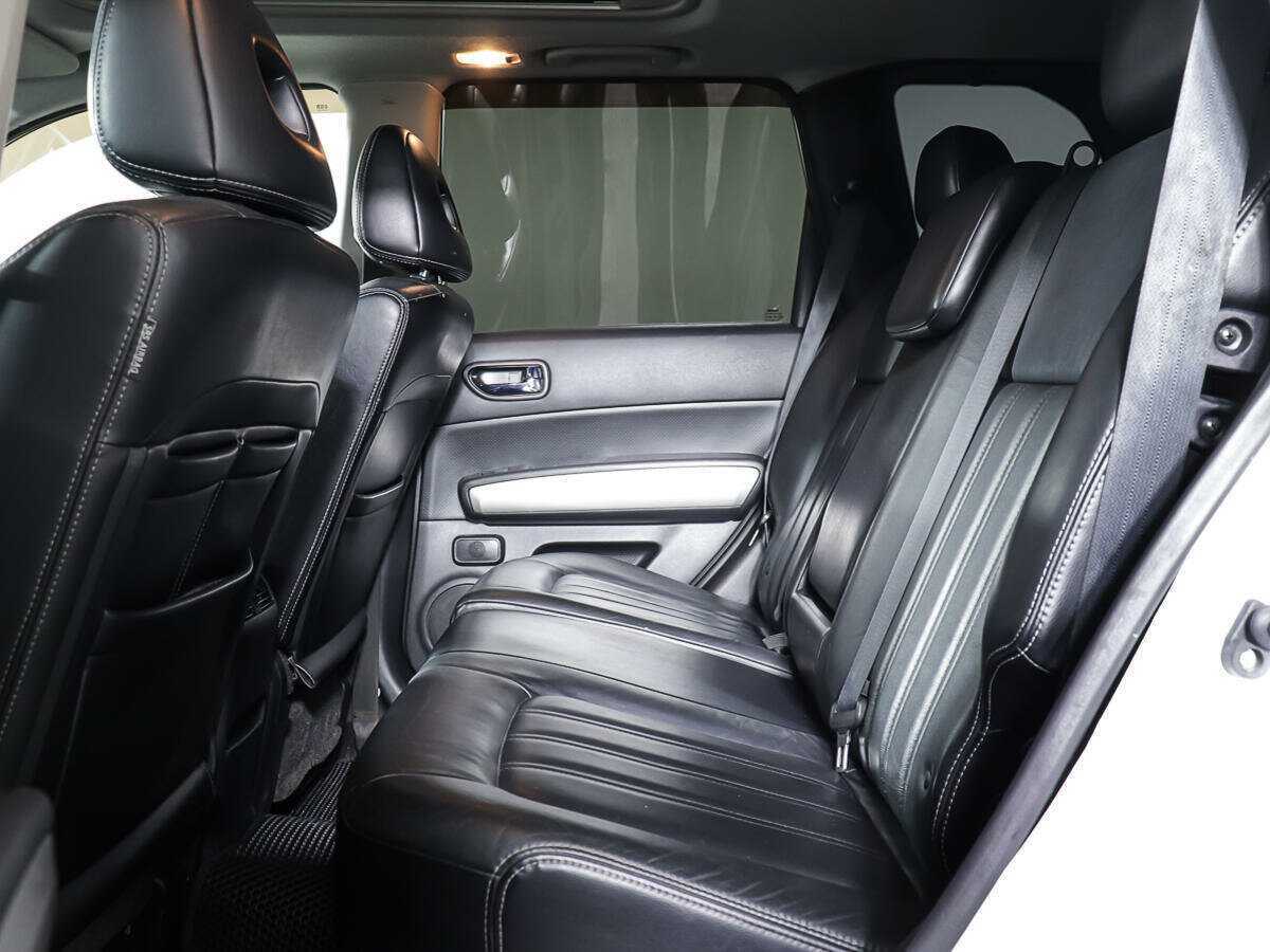 Б/У Ниссан Икс-Трейл 2011 года. Фото: #9