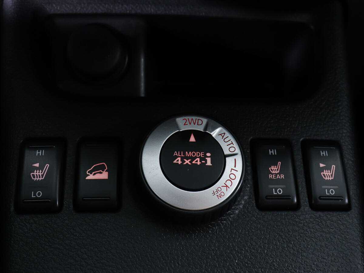 Б/У Ниссан Икс-Трейл 2011 года. Фото: #18