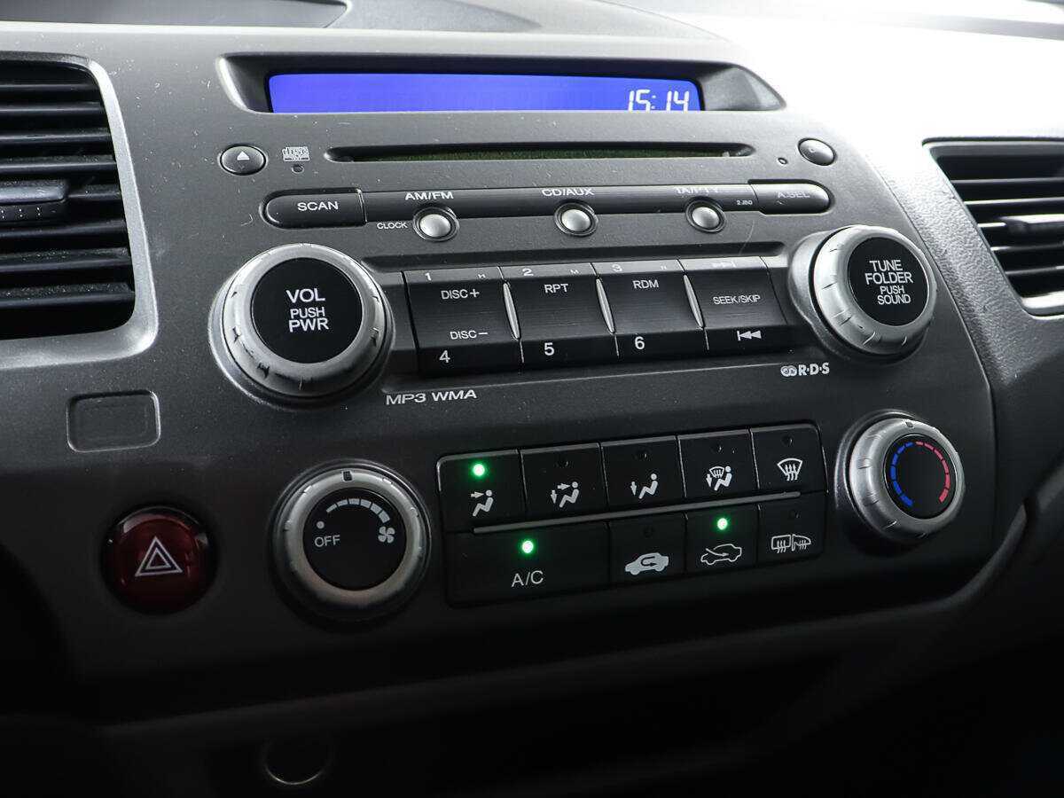 Б/У Хонда Цивик 2008 года. Фото: #17