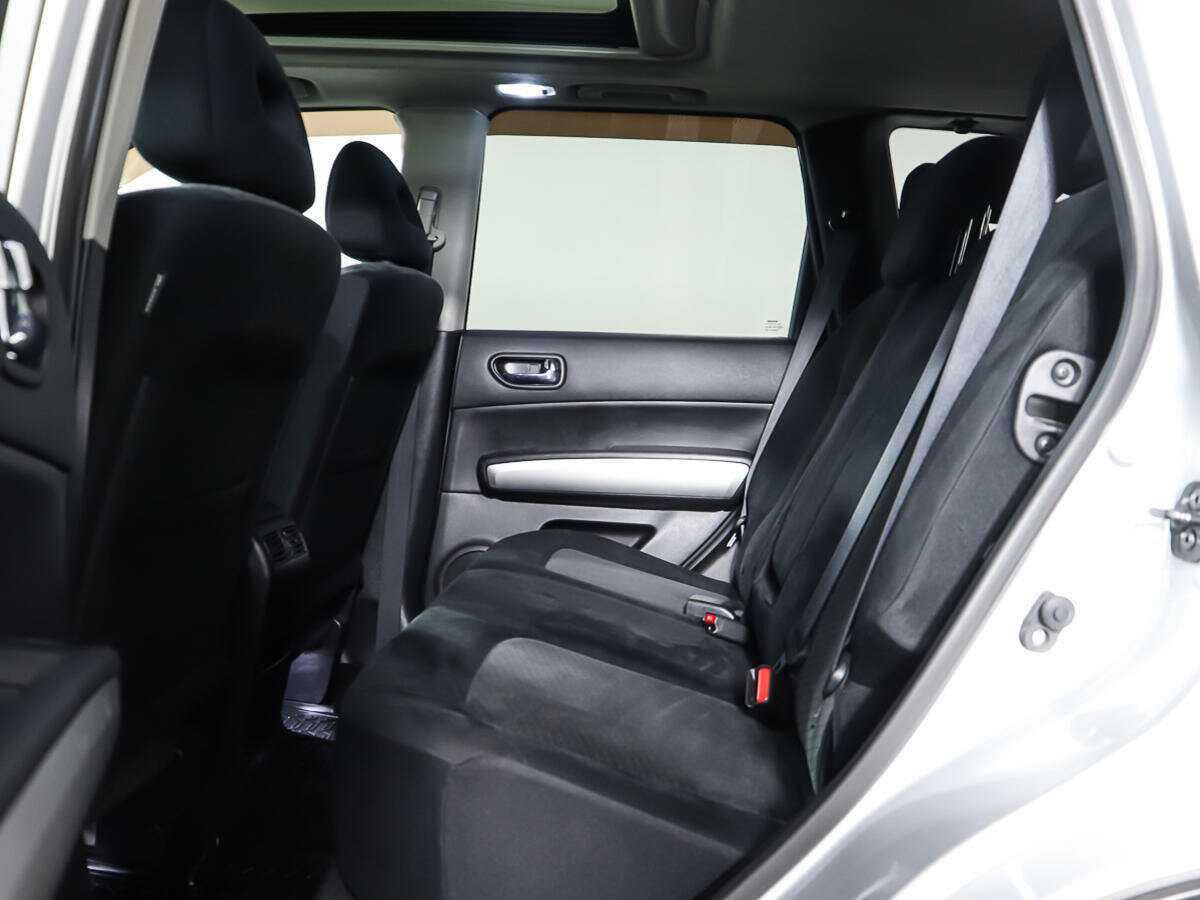 Б/У Ниссан Икс-Трейл 2011 года. Фото: #9