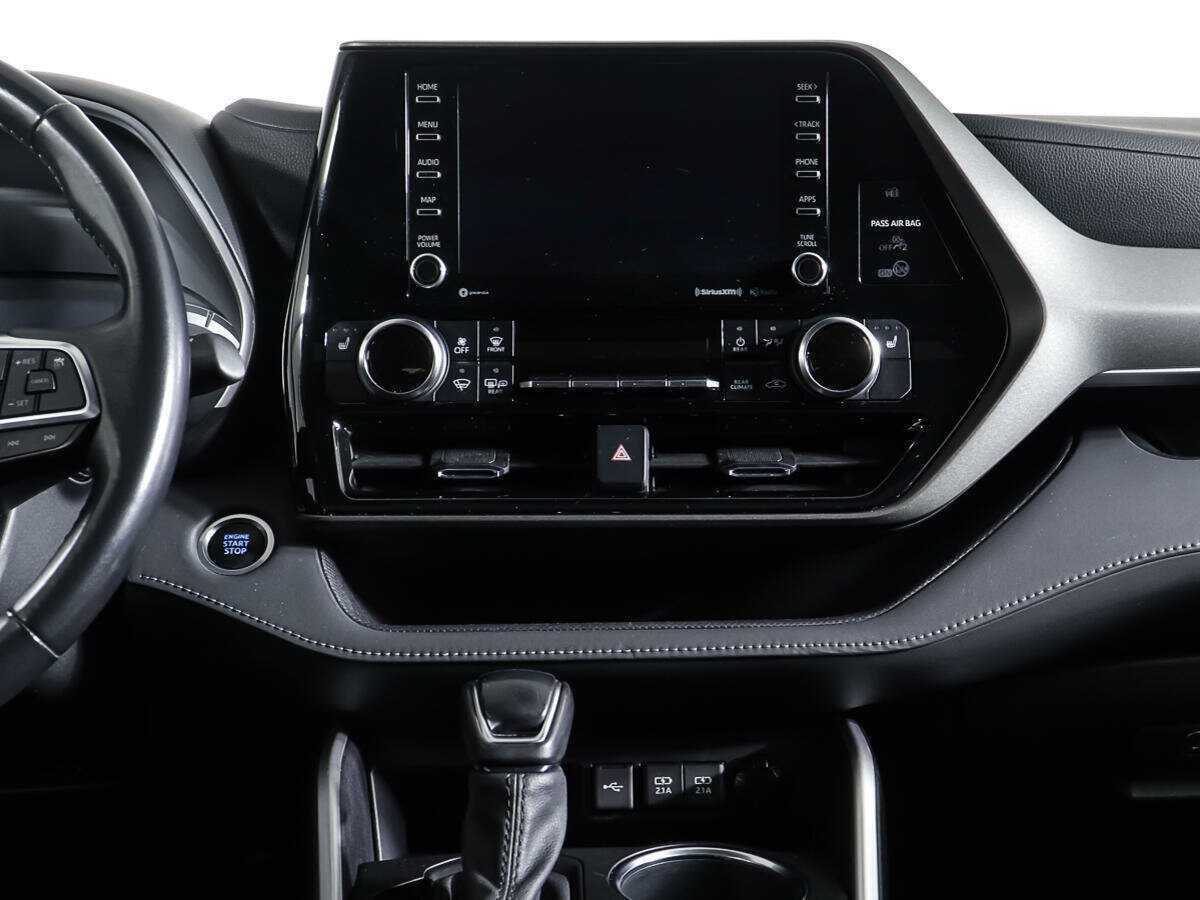 Б/У Тойота Хайлэндер 2021 года. Фото: #15