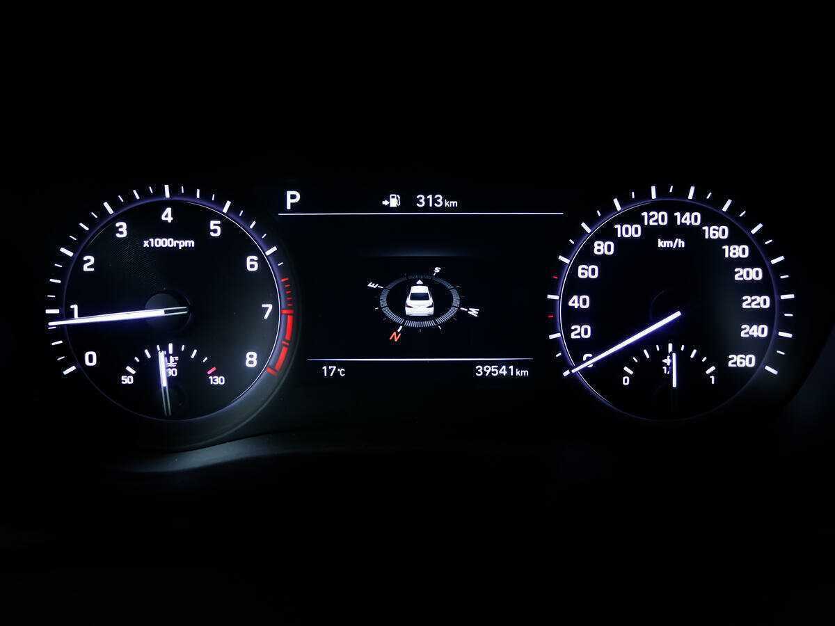 Б/У Генезис Г80 2018 года. Фото: #7