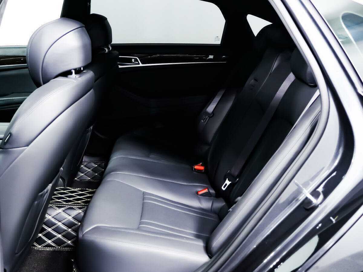 Б/У Генезис Г80 2018 года. Фото: #9