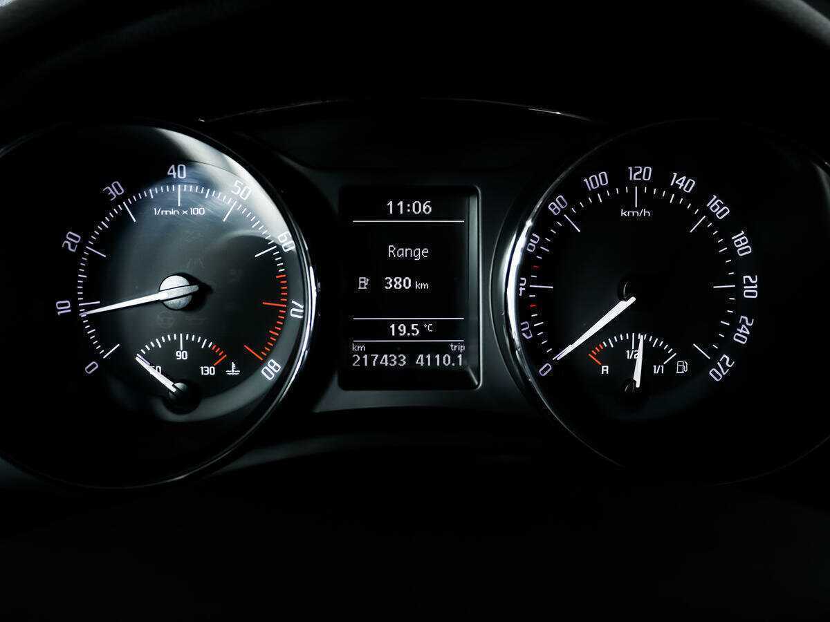 Б/У Шкода Суперб 2008 года. Фото: #9