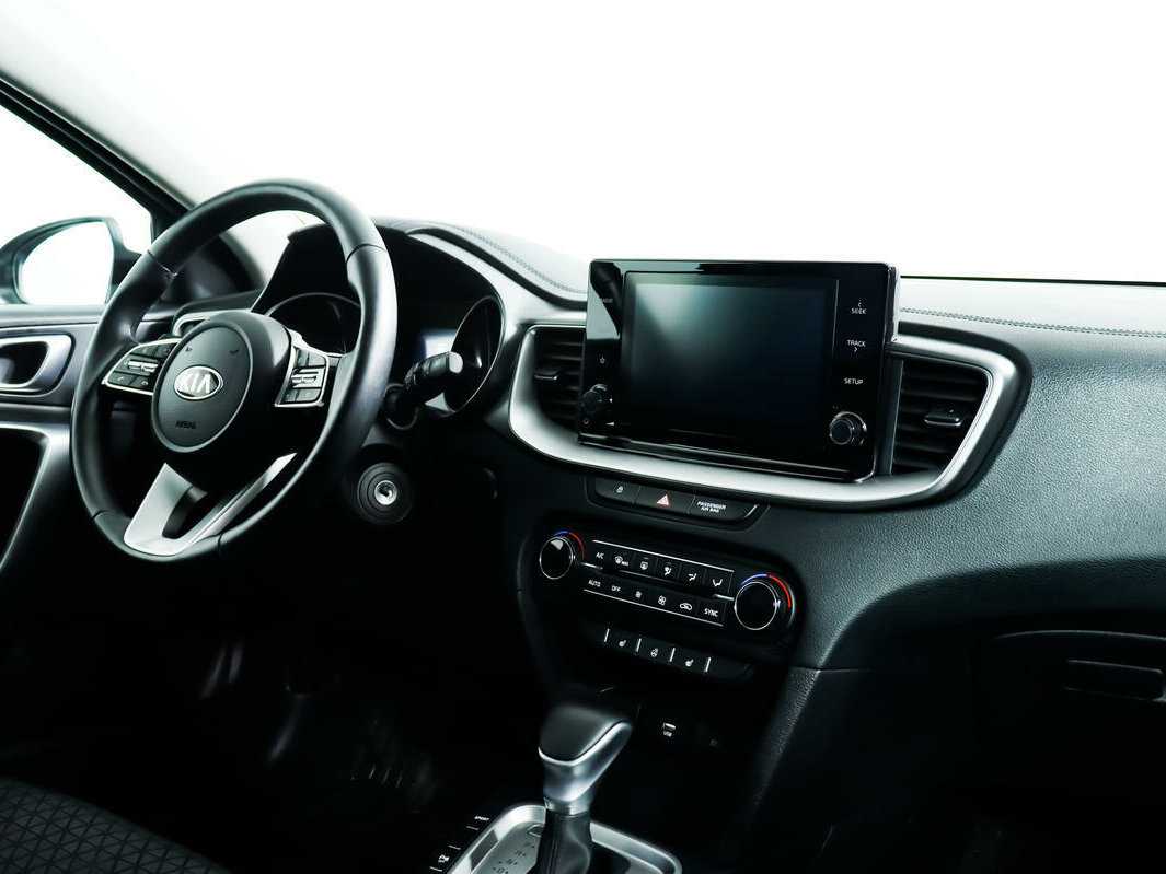 Б/У Киа Икс-Сид 2020 года. Фото: #8