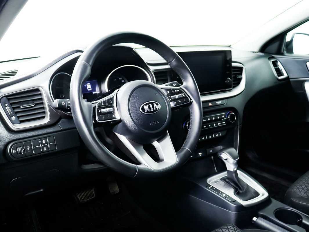 Б/У Киа Икс-Сид 2020 года. Фото: #12