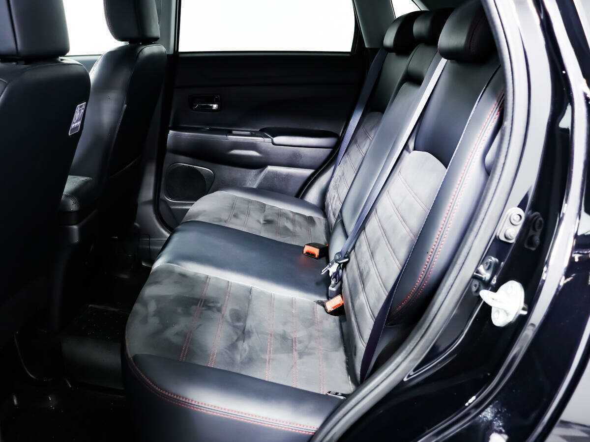 Б/У Митсубиши АС-Икс 2021 года. Фото: #11