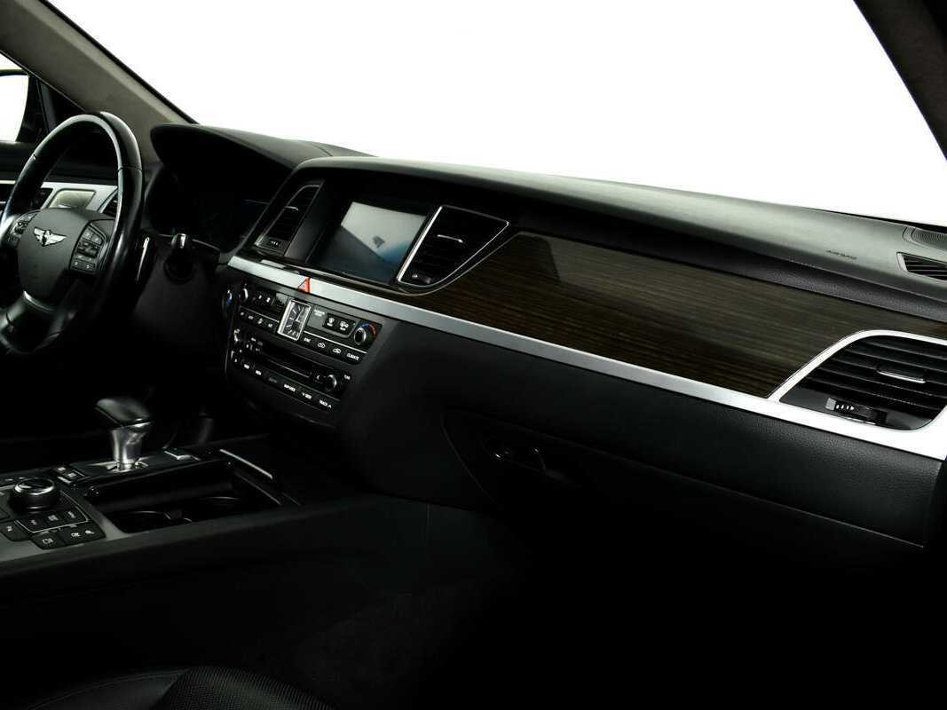 Б/У Генезис Г80 2018 года. Фото: #8