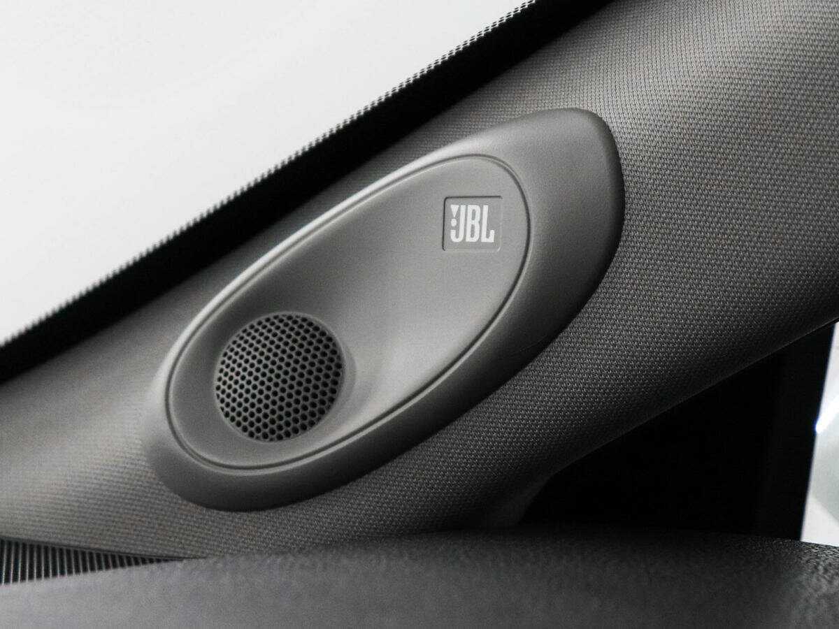 Б/У Тойота Камри 2020 года. Фото: #12