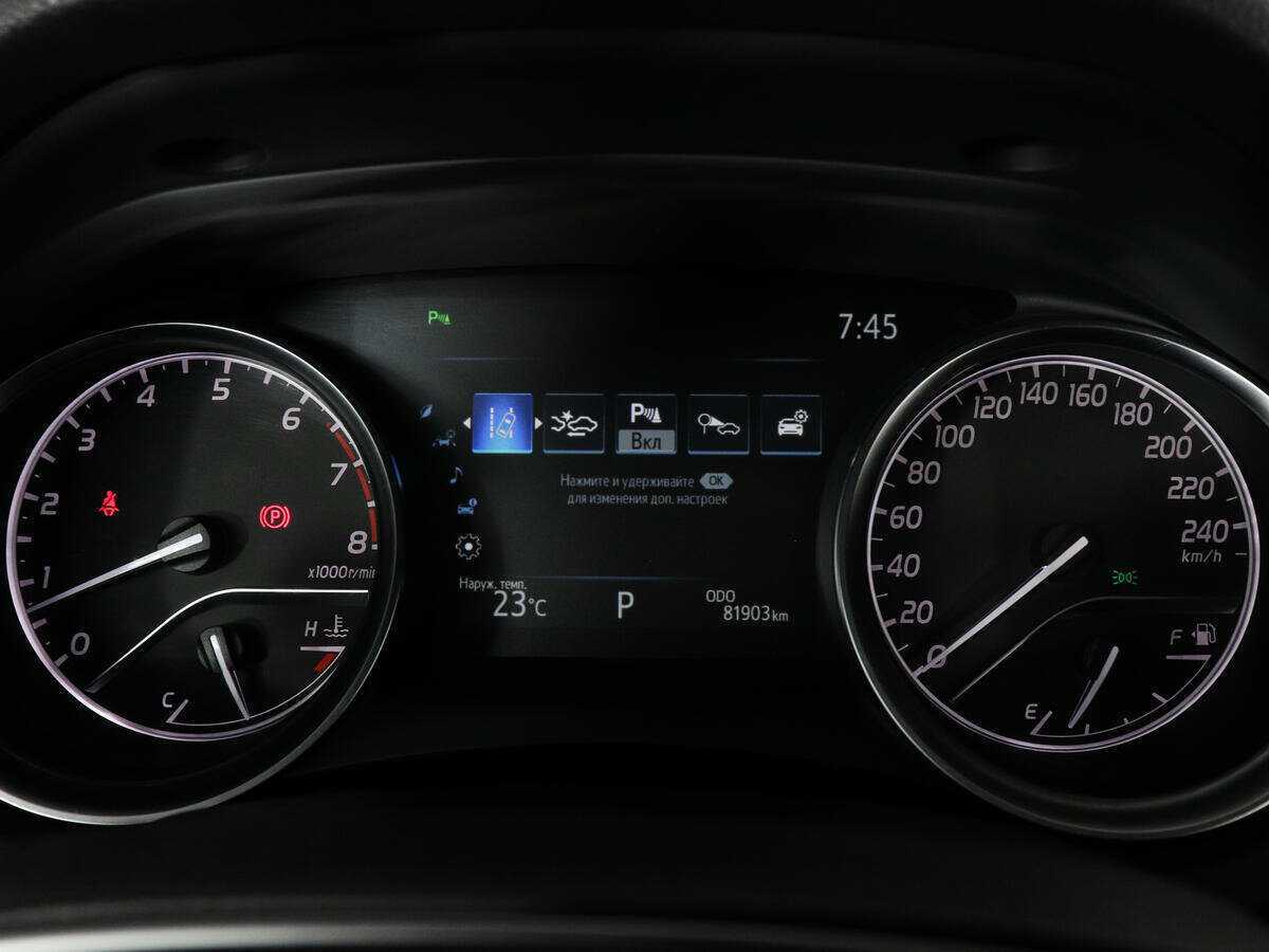 Б/У Тойота Камри 2020 года. Фото: #10