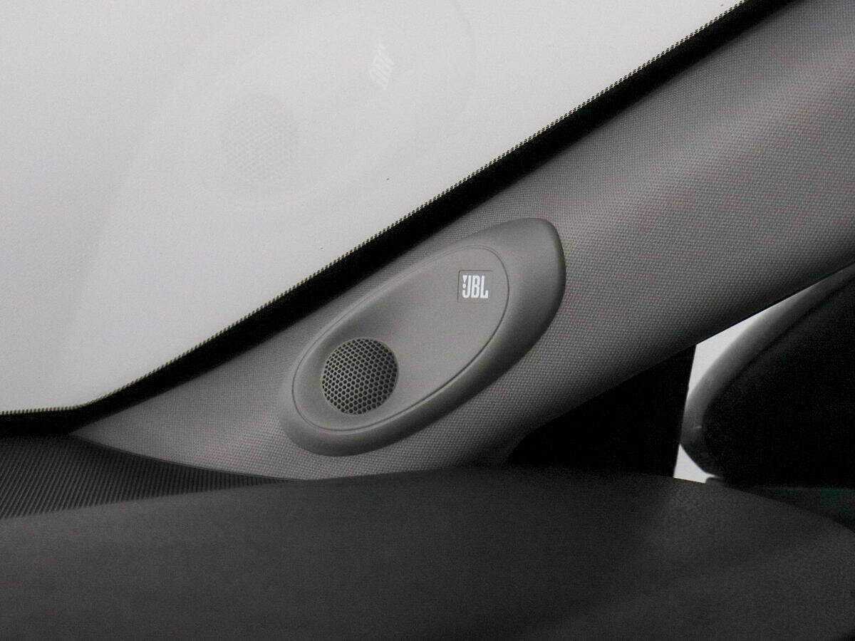 Б/У Тойота Камри 2020 года. Фото: #13