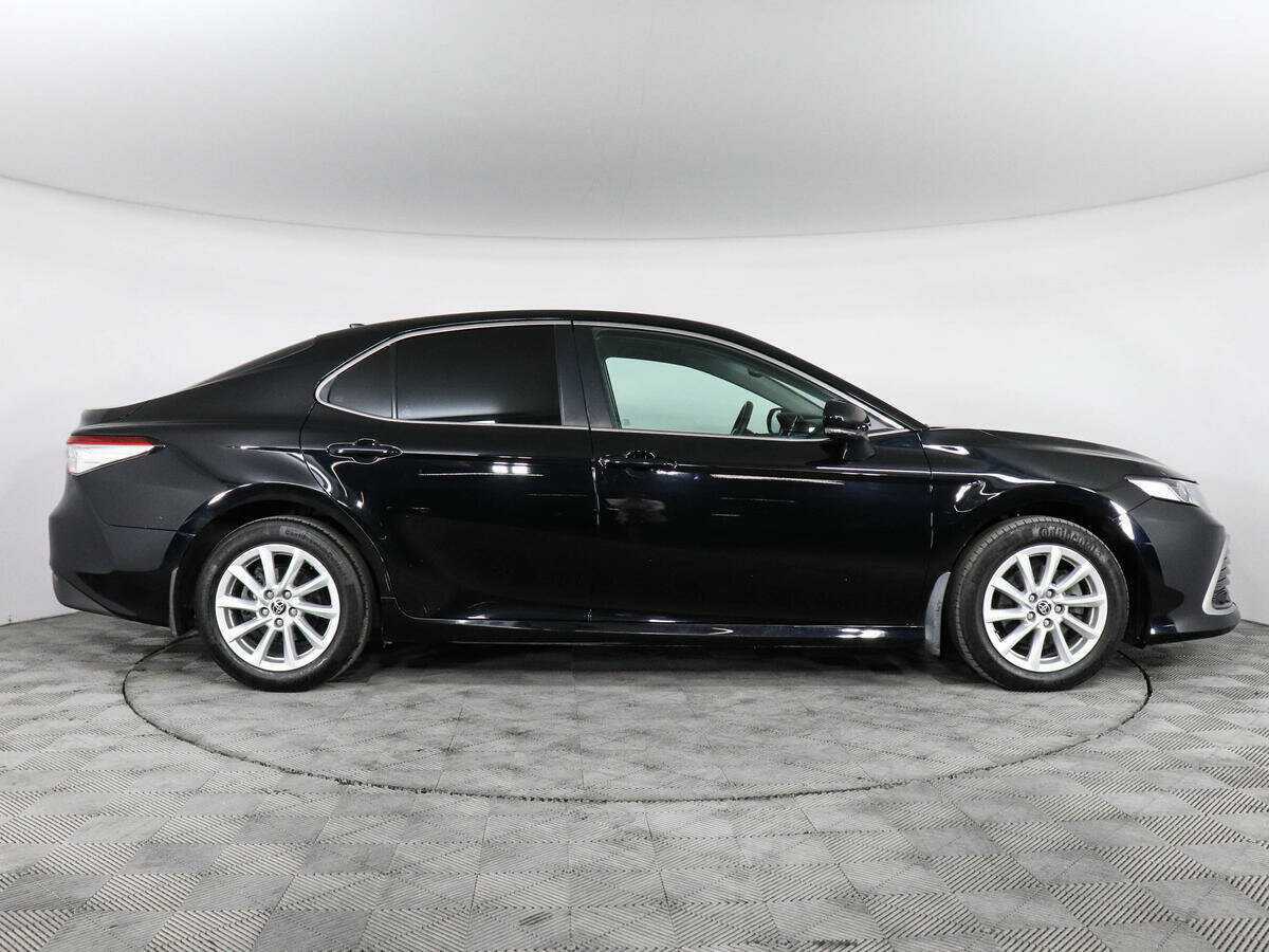 Б/У Тойота Камри 2021 года. Фото: #3