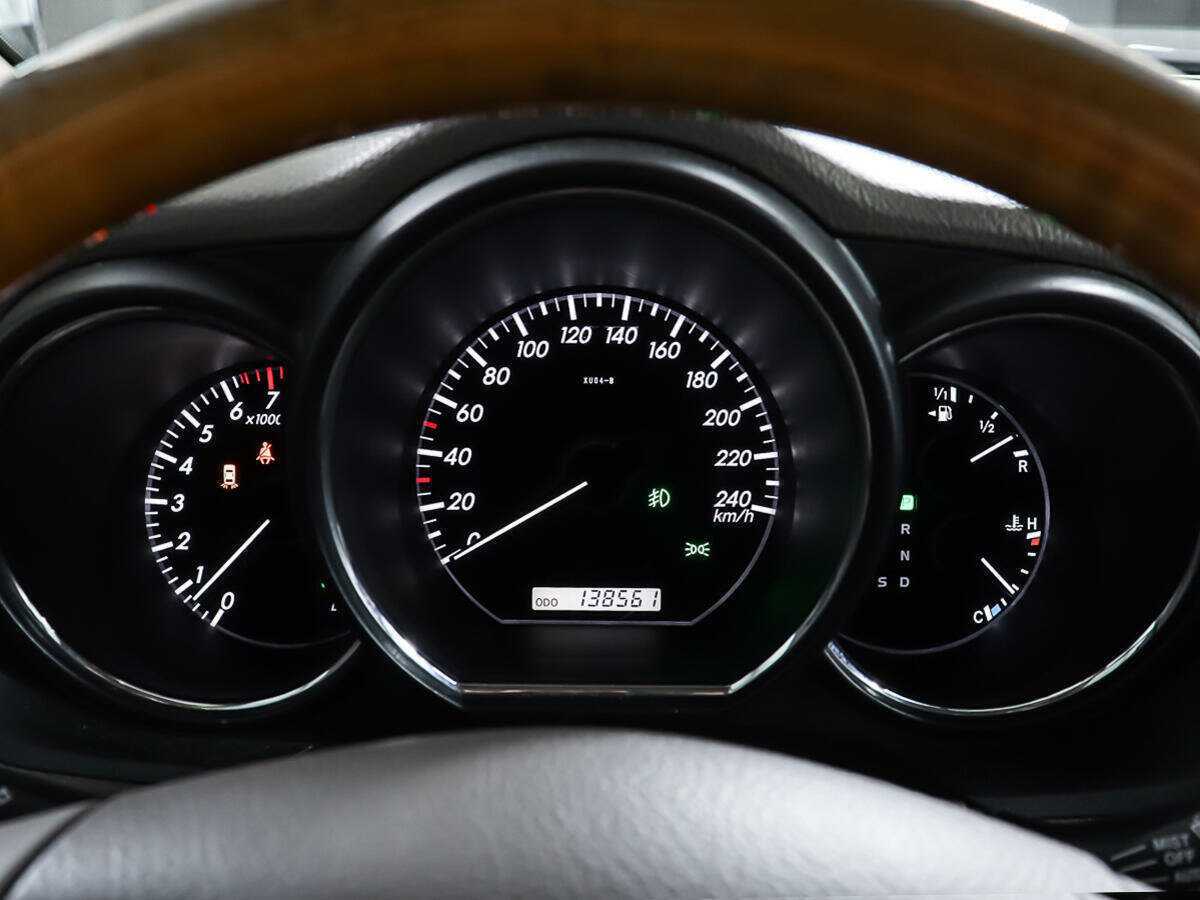 Б/У Лексус Р-Икс 2008 года. Фото: #15