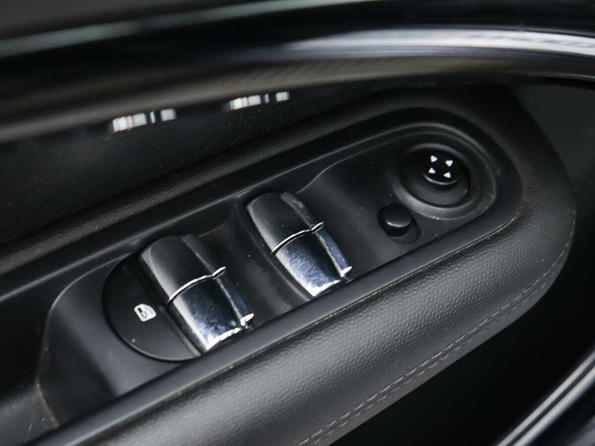 Б/У Мини Каунтримэн 2013 года. Фото: #15