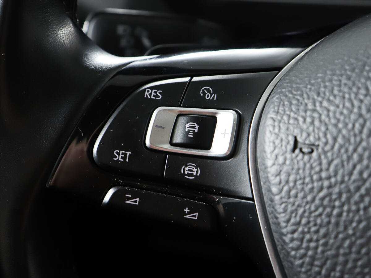 Б/У Фольксваген Тигуан 2019 года. Фото: #17