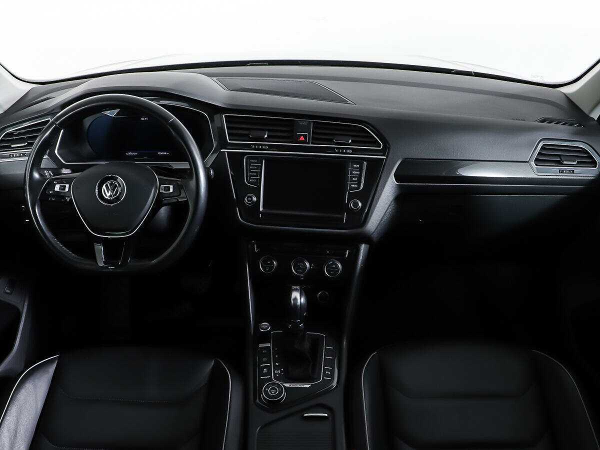 Б/У Фольксваген Тигуан 2017 года. Фото: #12