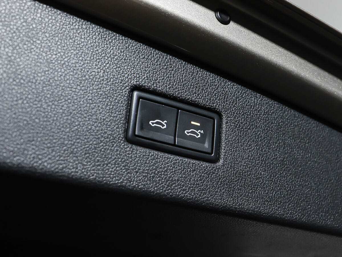 Б/У Фольксваген Тигуан 2017 года. Фото: #17