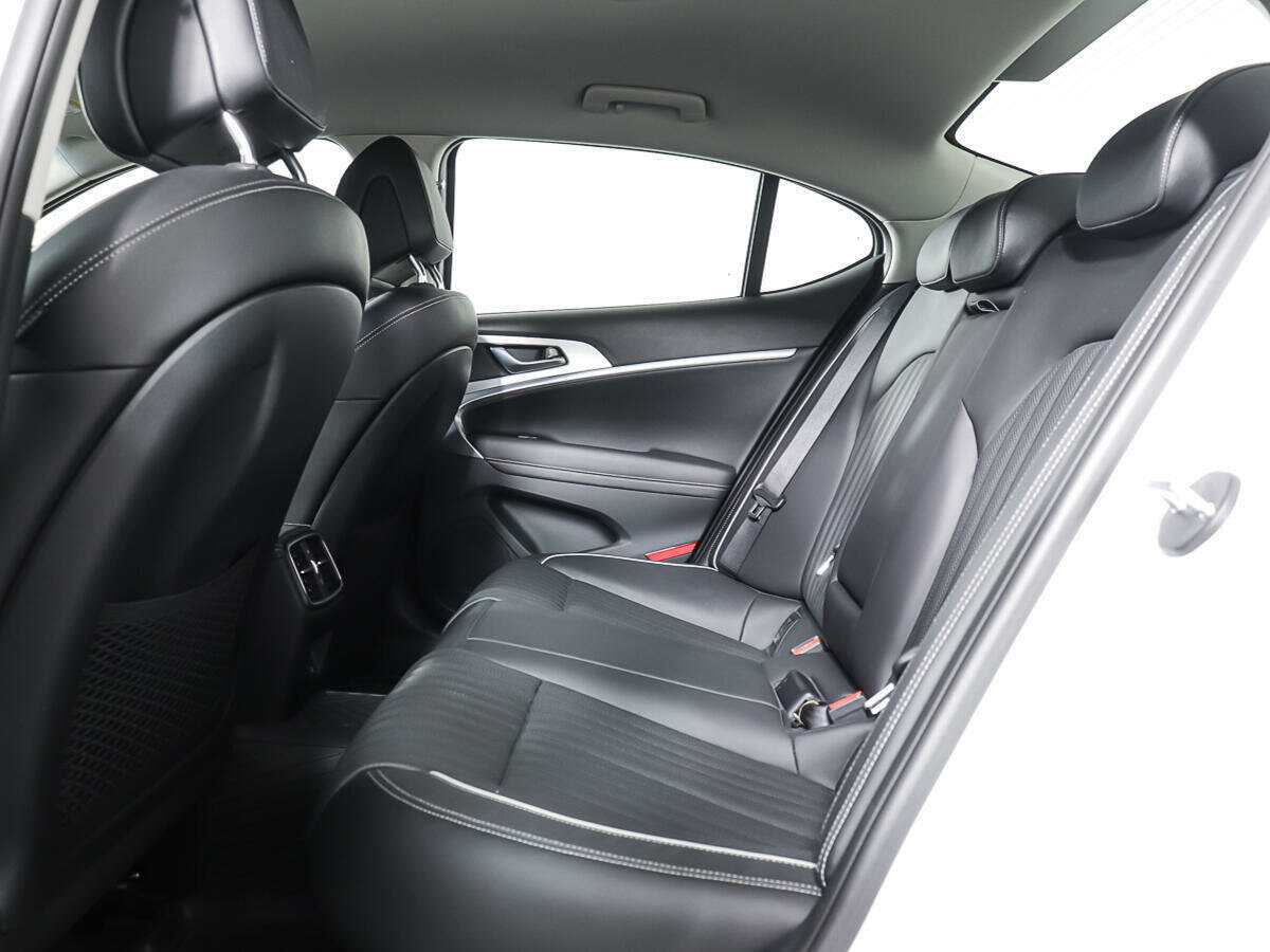 Б/У Генезис Г70 2018 года. Фото: #9