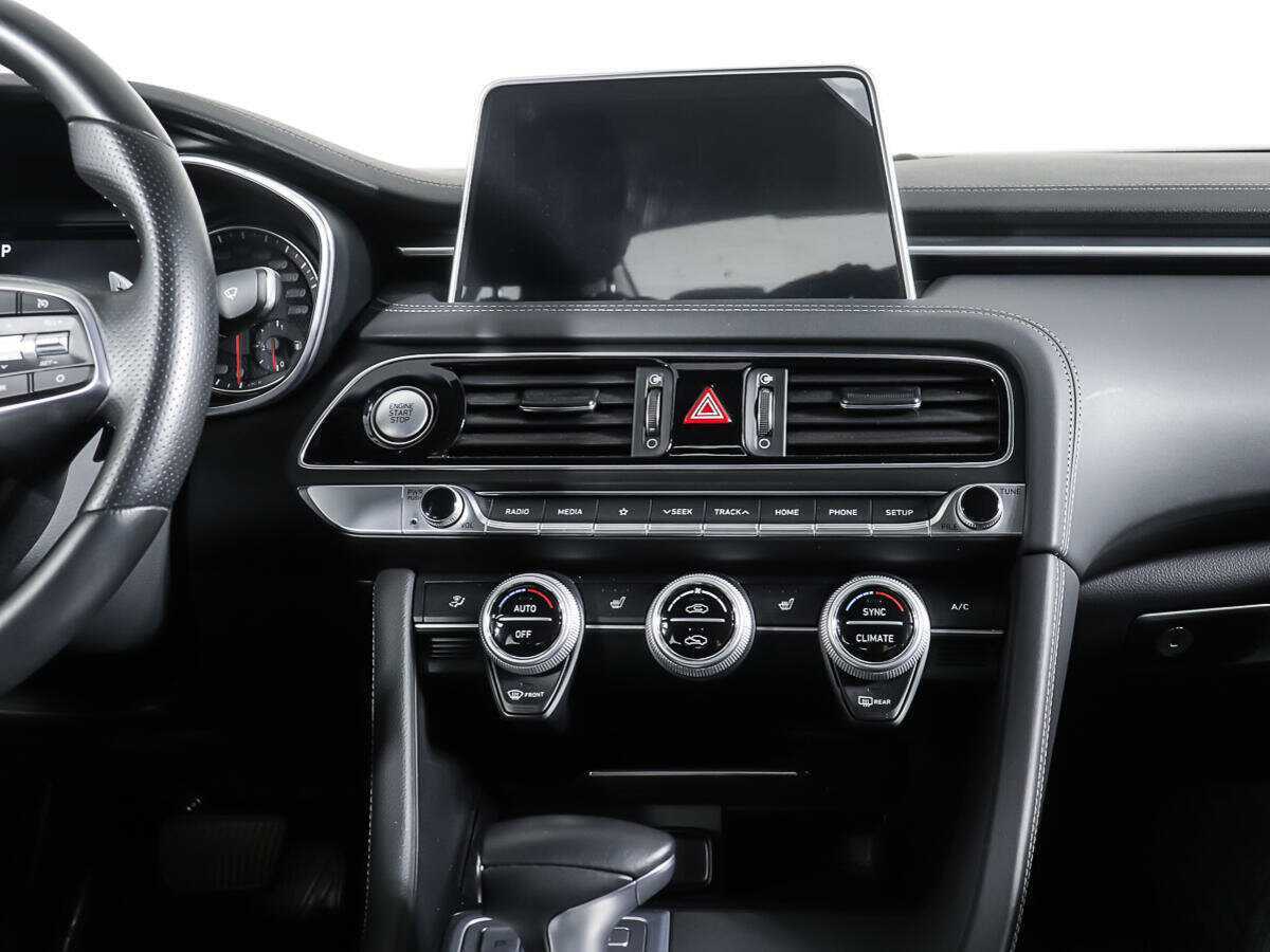 Б/У Генезис Г70 2018 года. Фото: #11