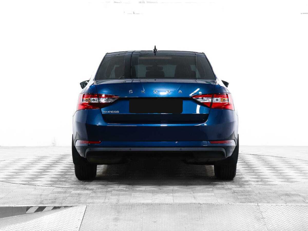 Б/У Шкода Суперб 2021 года. Фото: #5