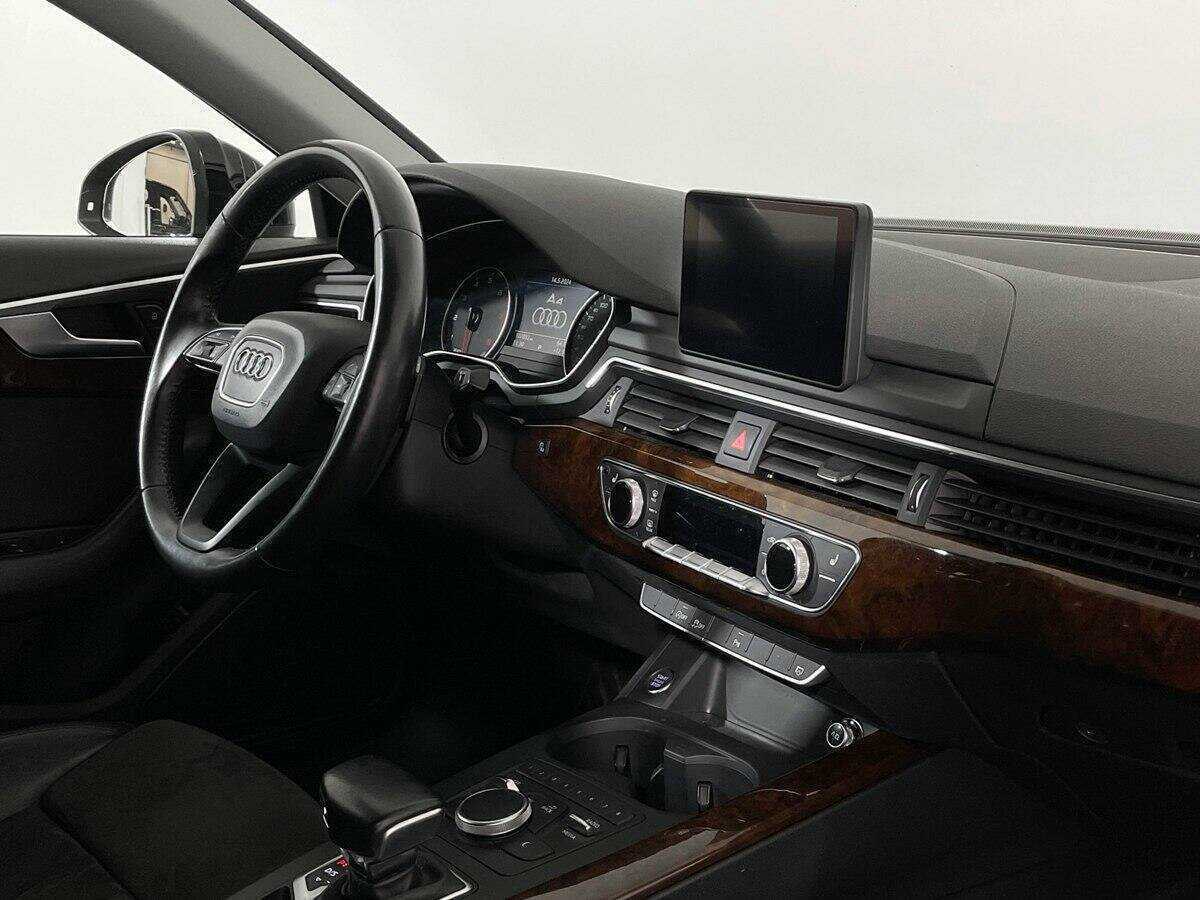 Б/У Ауди А4 2017 года. Фото: #6