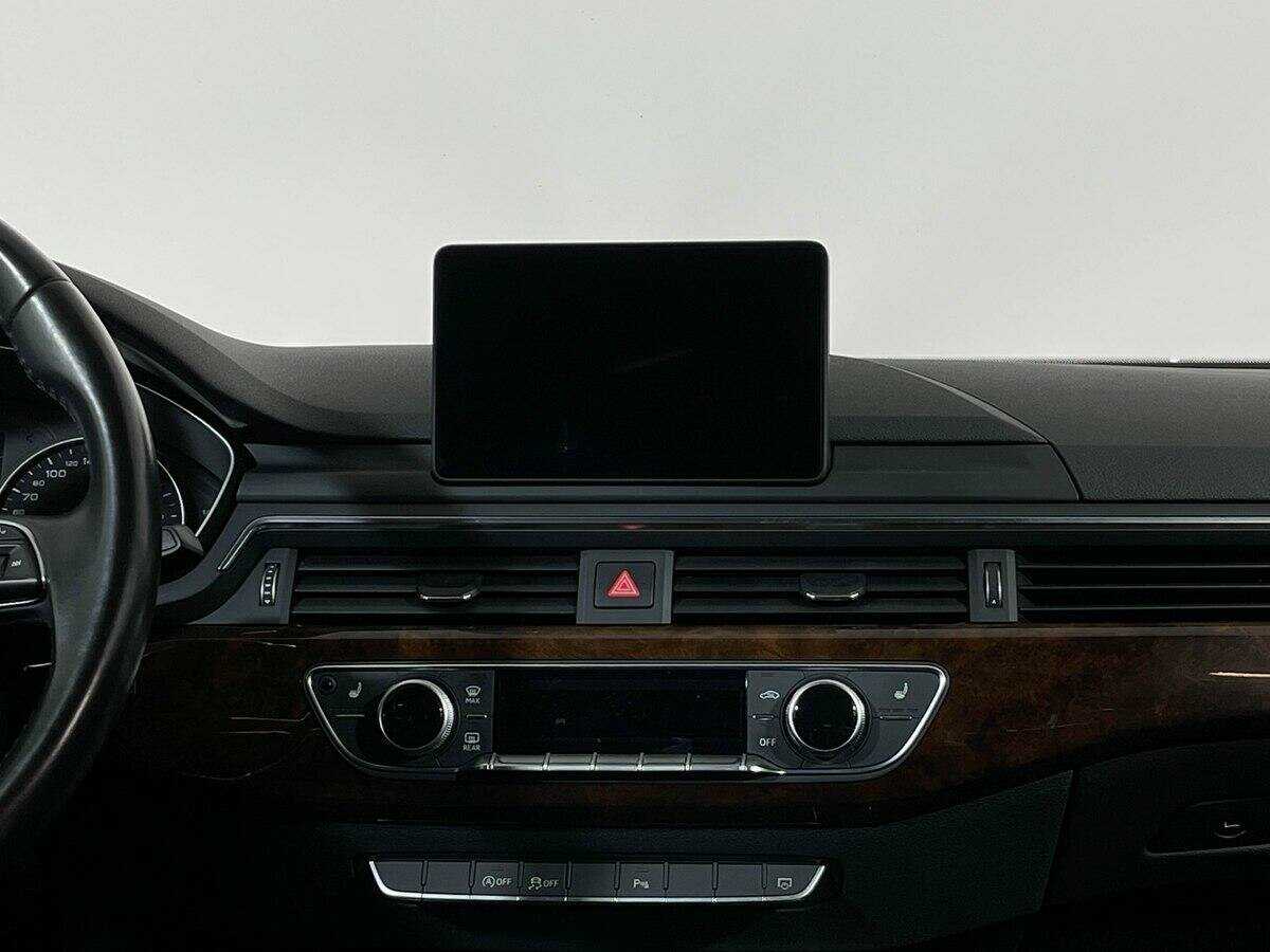 Б/У Ауди А4 2017 года. Фото: #9