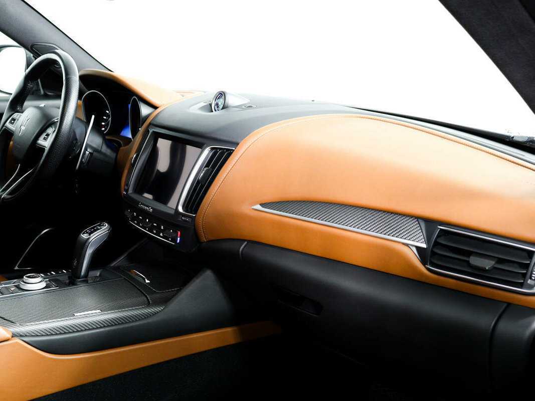 Б/У Мазератти Леванте 2019 года. Фото: #8