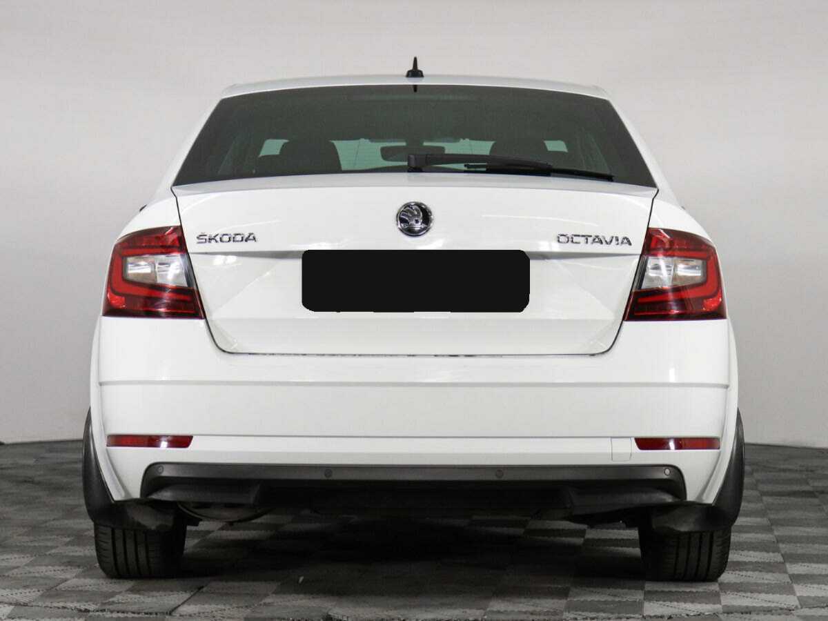 Б/У Шкода Октавия 2018 года. Фото: #5