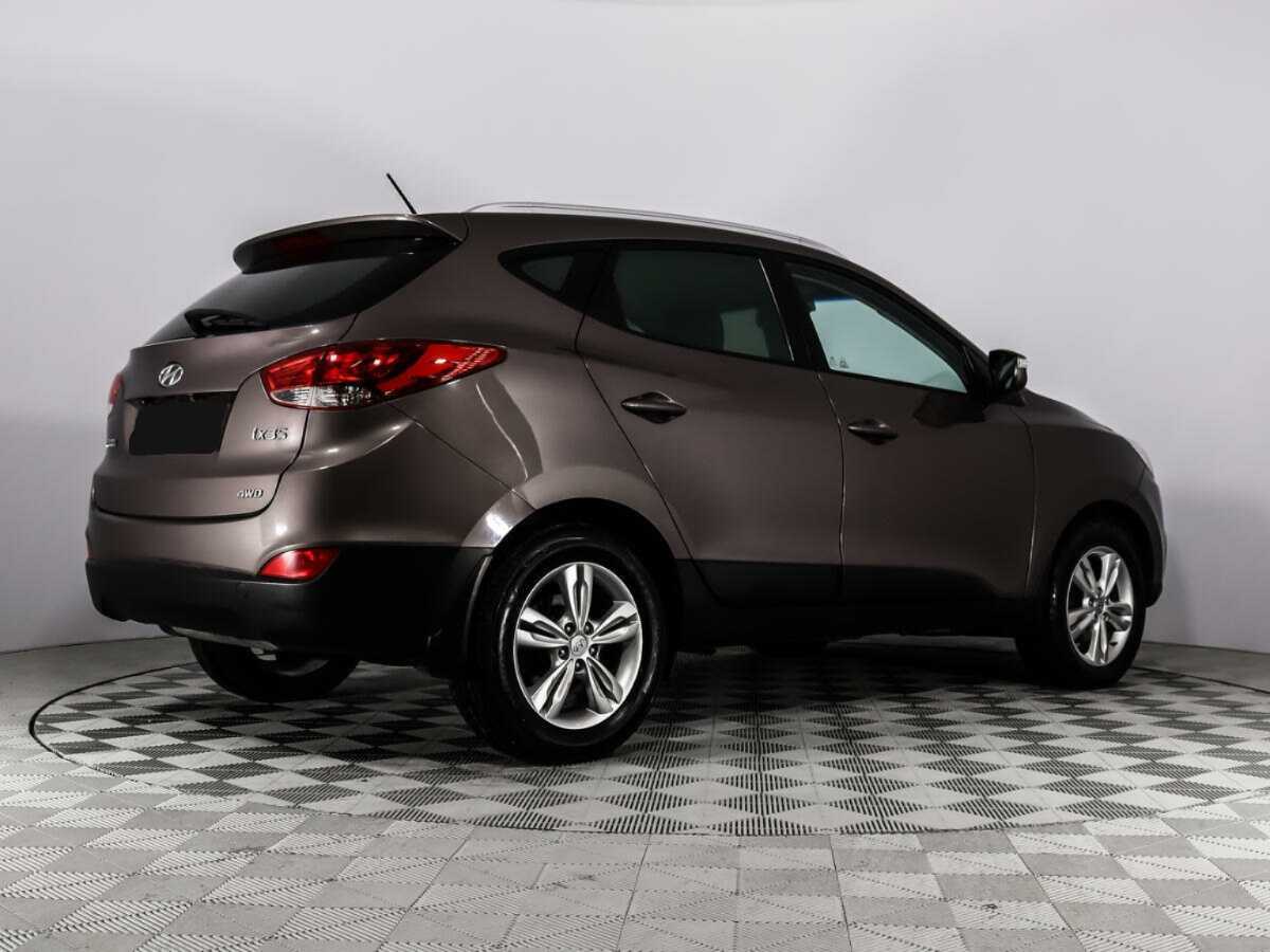 Б/У Хендай ай-икс35 2011 года. Фото: #3