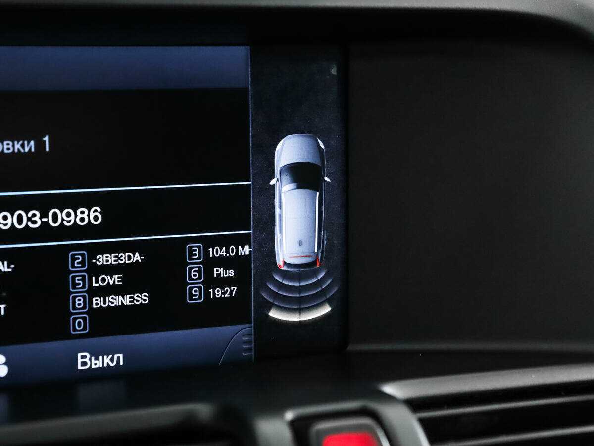 Б/У Вольво ИксЦ60 2013 года. Фото: #17