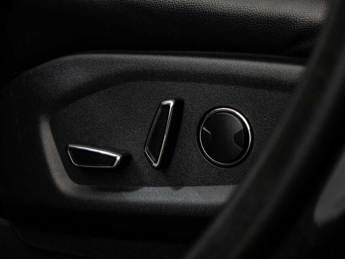 Б/У Форд Експлорер 2016 года. Фото: #17