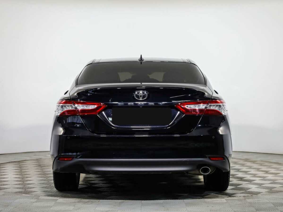 Б/У Тойота Камри 2020 года. Фото: #4