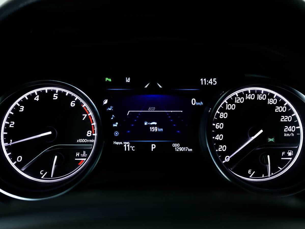 Б/У Тойота Камри 2020 года. Фото: #9